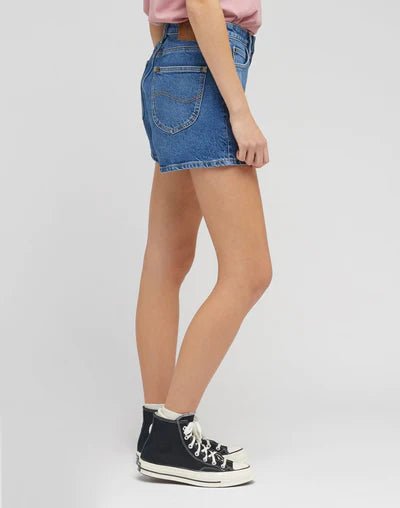 Carol Short Jeans in Blue Speed
